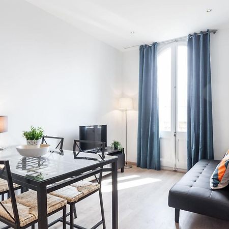 Bright Apartment With Balconies 34 バルセロナ エクステリア 写真